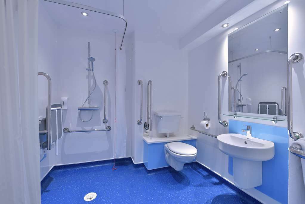 Travelodge Northwich Lostock Gralam Habitación foto