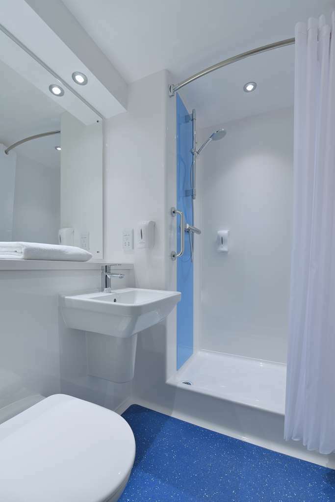 Travelodge Northwich Lostock Gralam Habitación foto